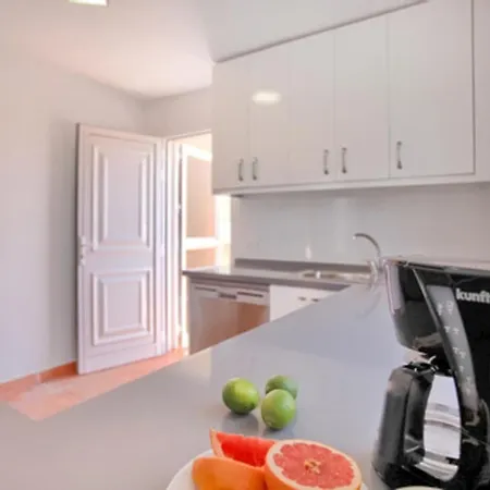 Corcos Con Piscina By Paramount Holidays Apartment Santa Cruz de Tenerife