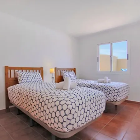 Apartment Corcos Con Piscina By Paramount Holidays