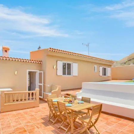 Corcos Con Piscina By Paramount Holidays Σάντα Κρουζ Τενερίφης